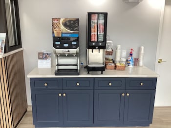 super 8 by wyndham baltimore northwest