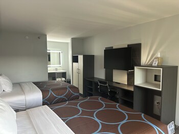 super 8 by wyndham baltimore northwest