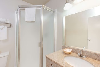 baymont by wyndham coalinga