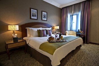 grand regency doha trademark collection by wyndham