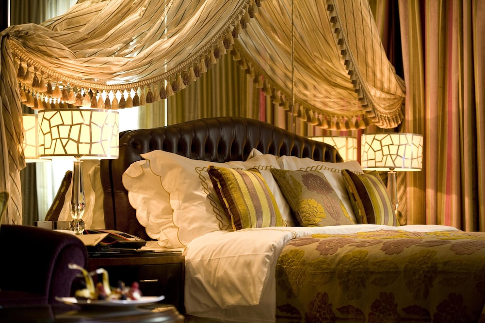 grand regency doha trademark collection by wyndham