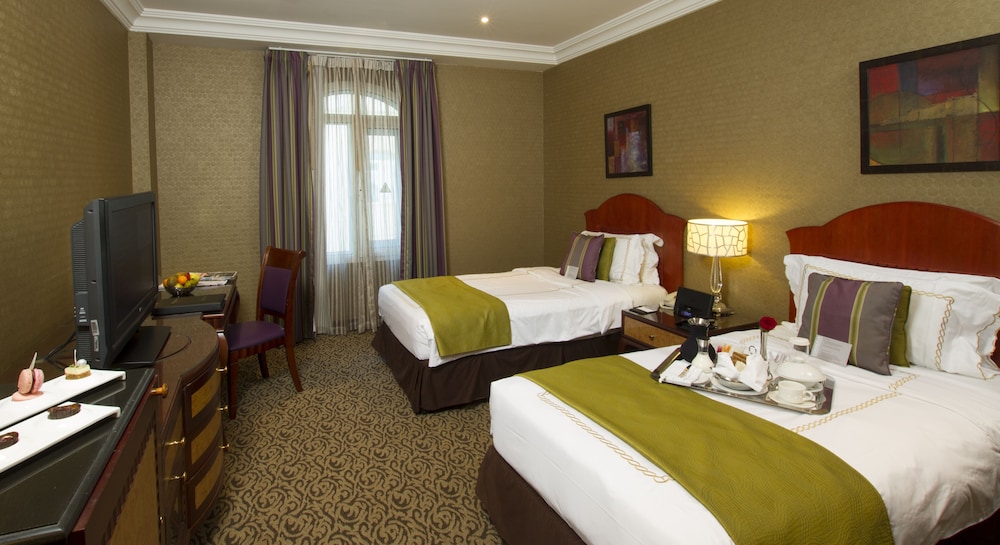 grand regency doha trademark collection by wyndham
