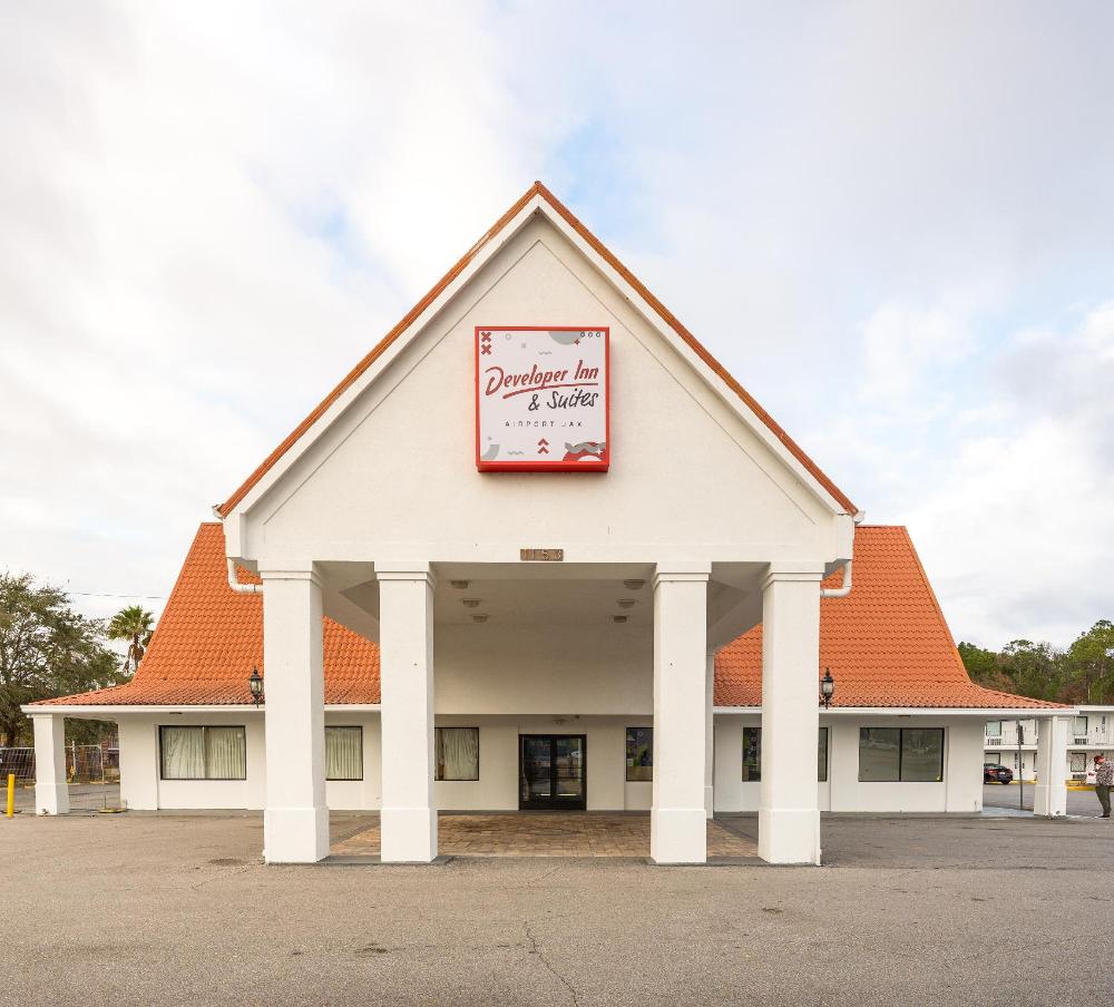 developer inn and suites airport jax a baymont by wyndham