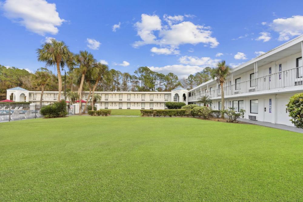 developer inn and suites airport jax a baymont by wyndham