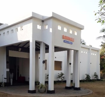 Sanmali Beach Hotel,Kalpitiya>>Chilaw,3 star