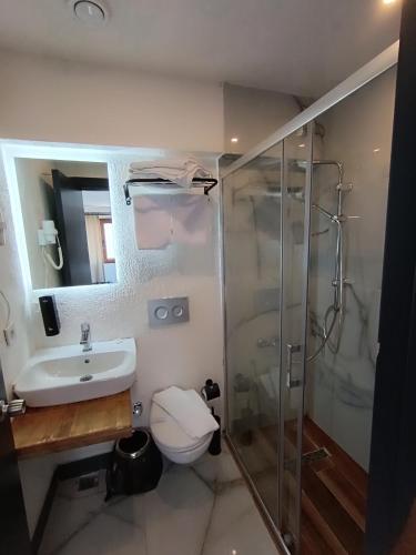 comfy otel antalya lara