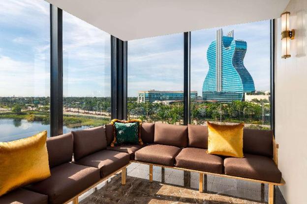 dolce by wyndham hollywood