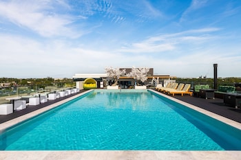 dolce by wyndham hollywood