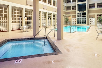 quality inn and suites