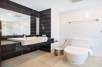 wyndham royal lee phuket