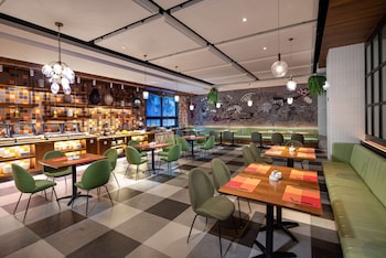 ramada by wyndham xiangyang fancheng