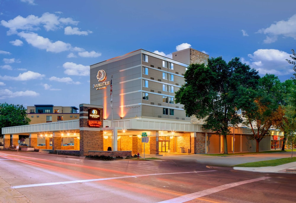 doubletree by hilton madison downtown