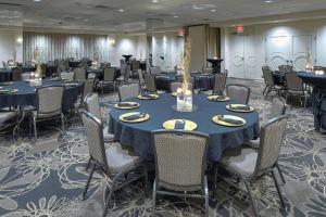 doubletree by hilton madison downtown