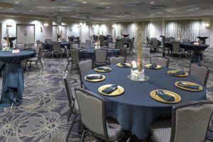 doubletree by hilton madison downtown