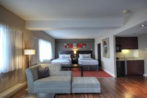 Armon Plaza Montreal Airpt, Trademark Collection By Wyndham,Quebec>>Montreal,3.5 star