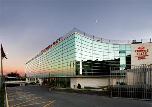 crowne plaza madrid airport by ihg