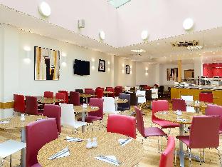 Travelodge London Central City Road Hotel,Hackney>>City Of London,2 star