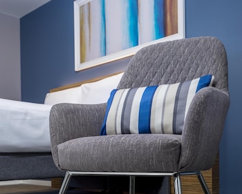 travelodge london central city road hotel