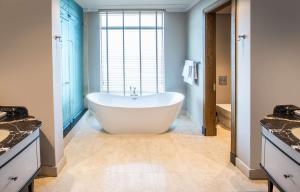 suncoast hotel and towers