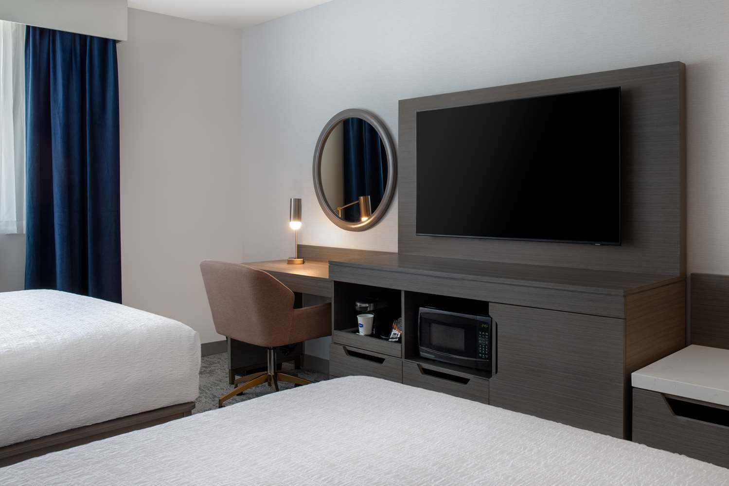 hampton inn by hilton winnipeg downtown