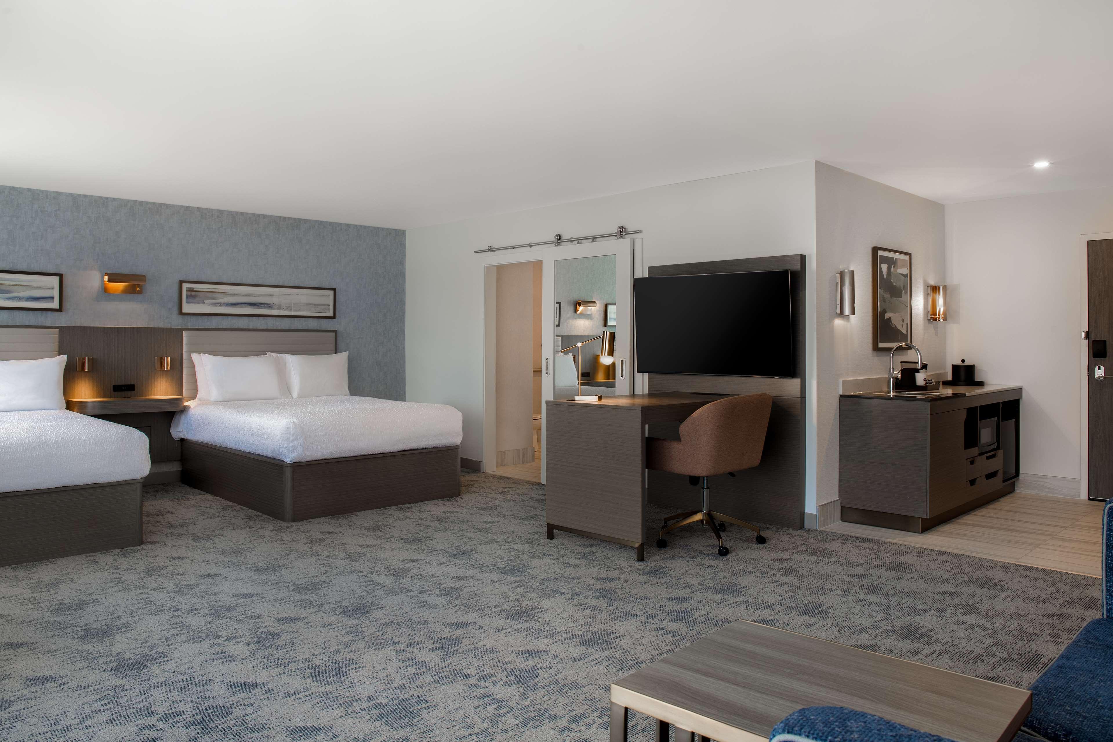 hampton inn by hilton winnipeg downtown