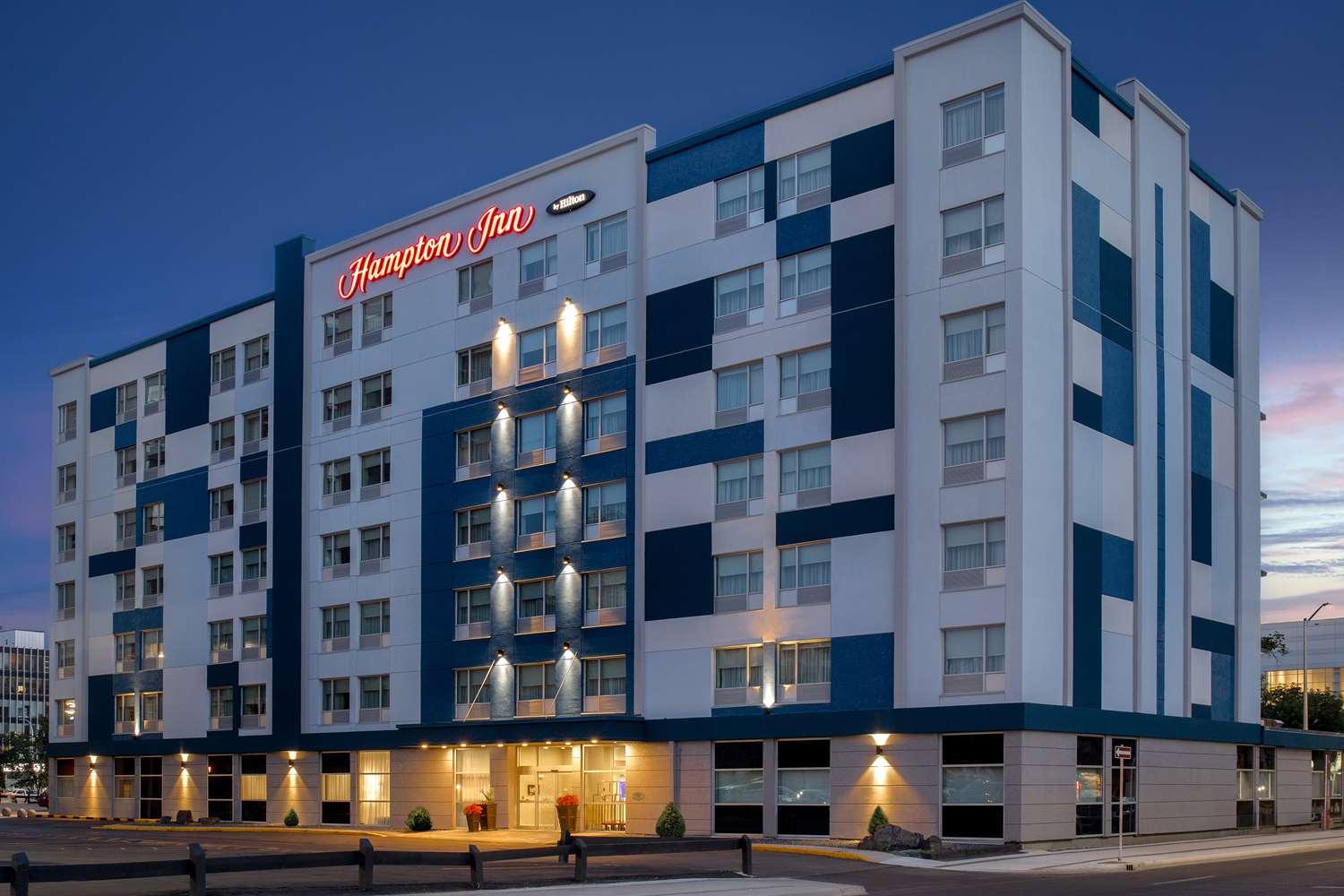 hampton inn by hilton winnipeg downtown
