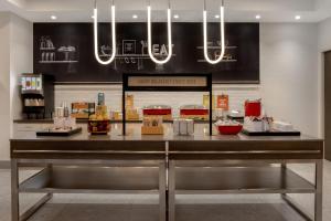 Hampton Inn By Hilton Winnipeg Downtown,Division No. 11>>Winnipeg,3 star