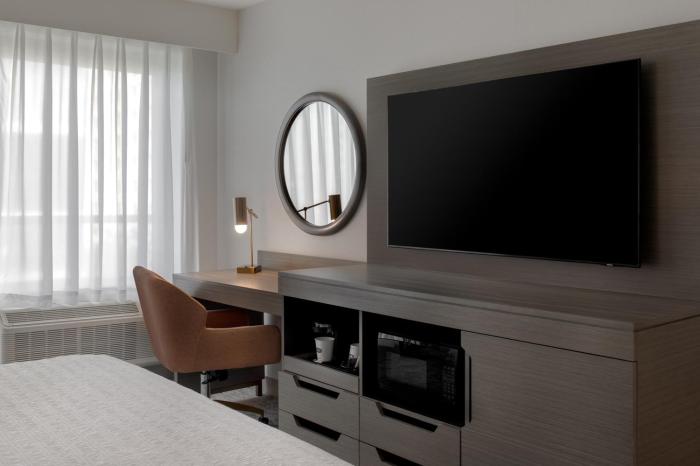 hampton inn by hilton winnipeg downtown