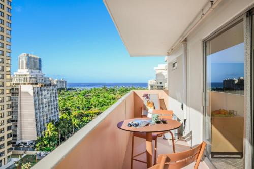 romer waikiki at the ambassador