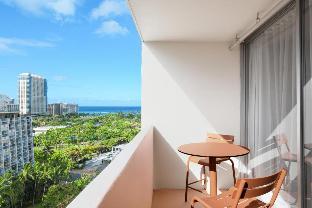 romer waikiki at the ambassador