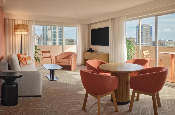 romer waikiki at the ambassador