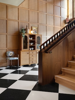 palihouse hyde park village