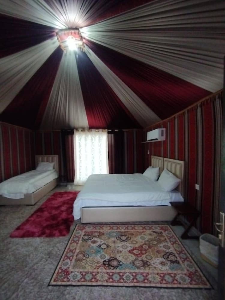 wadi rum rose camp