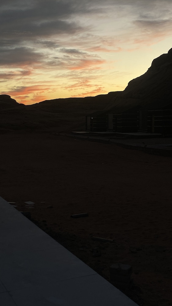 wadi rum rose camp
