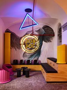 joandjoe roma