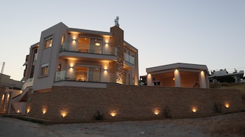 elia luxury residence