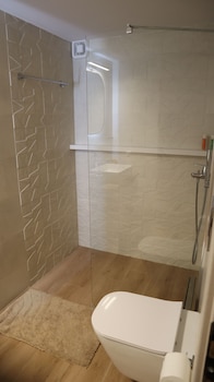 elia luxury residence