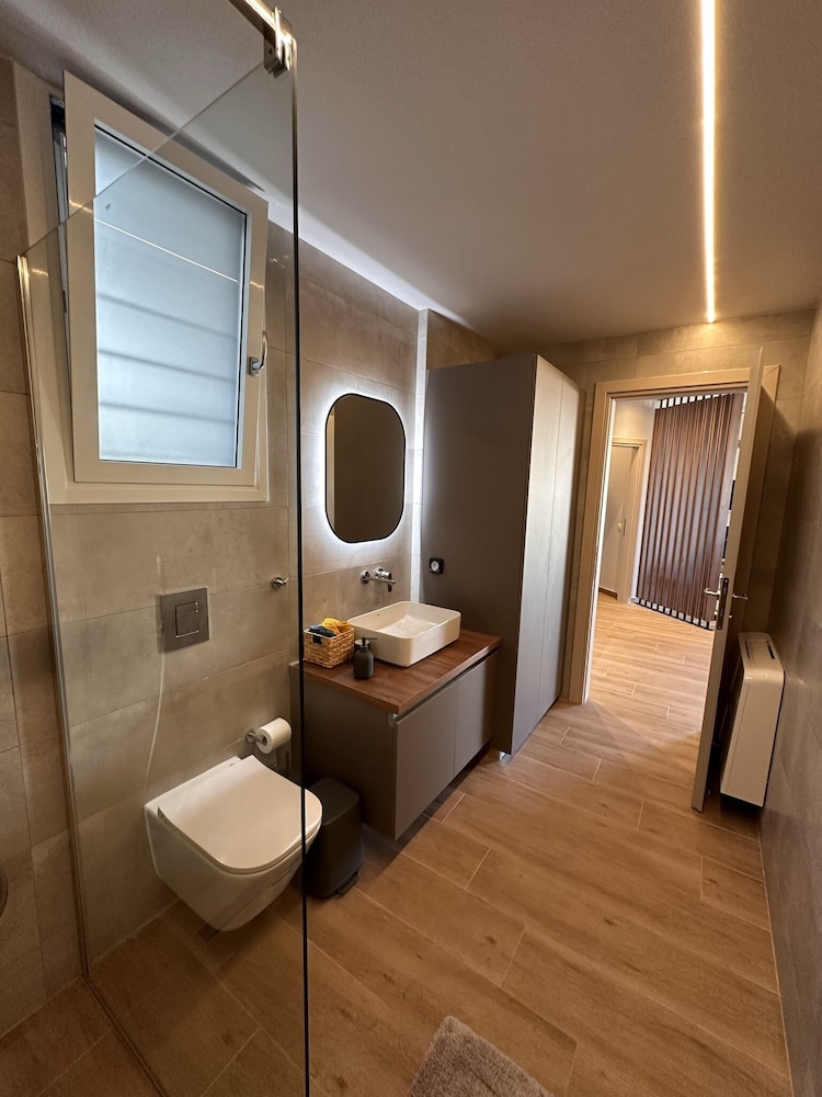 elia luxury residence