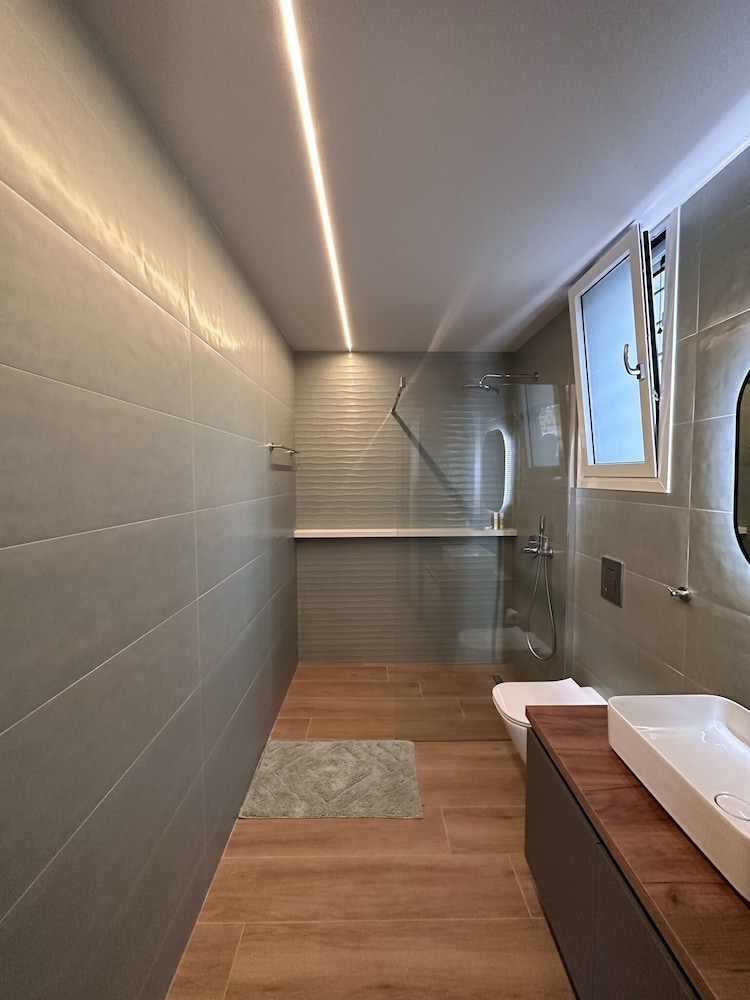 elia luxury residence