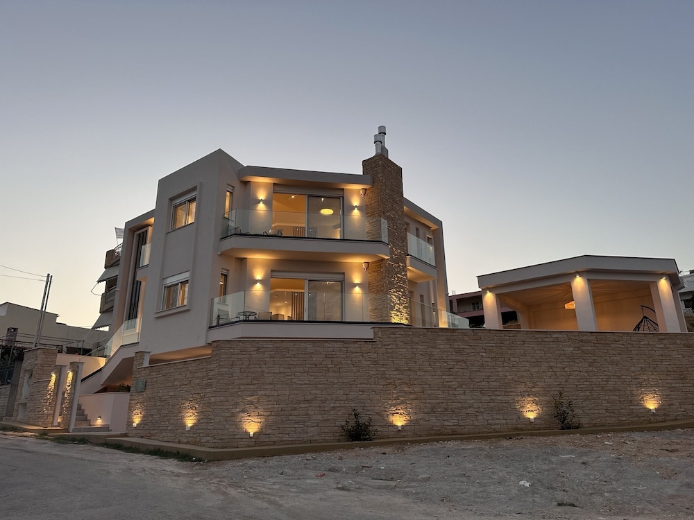 elia luxury residence