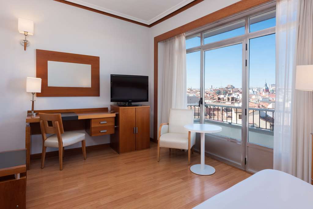 hotel madrid plaza espana affiliated by melia