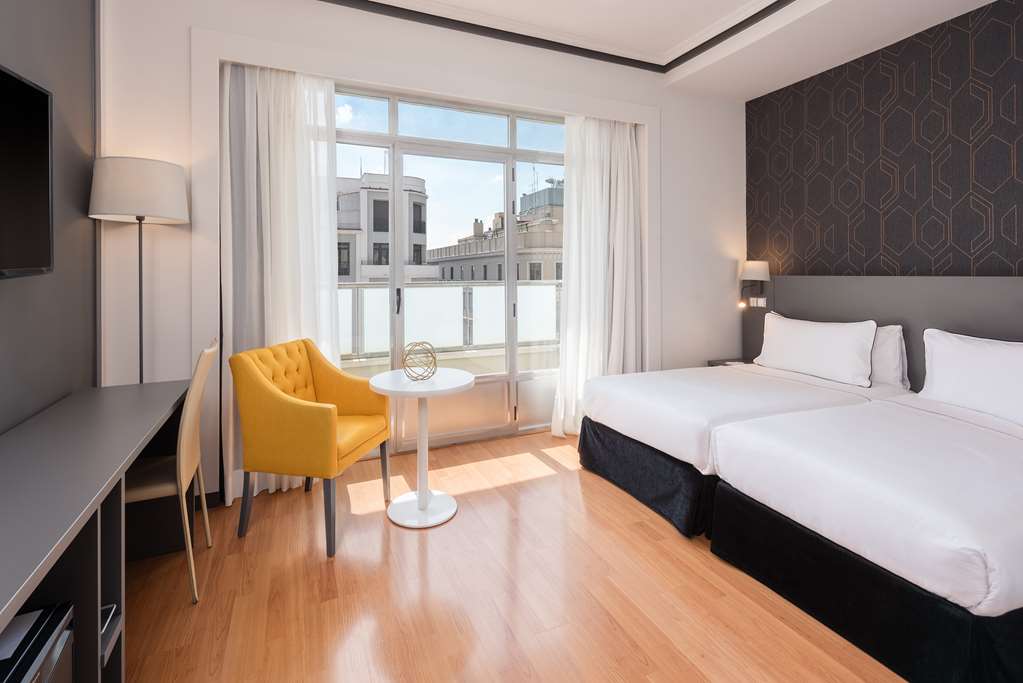 hotel madrid plaza espana affiliated by melia