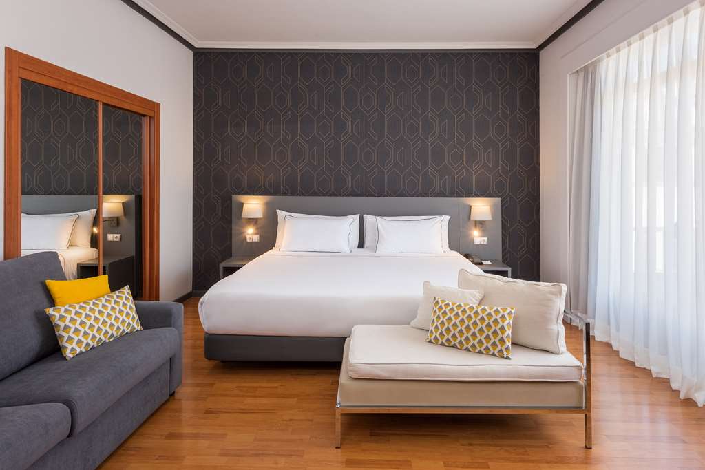 hotel madrid plaza espana affiliated by melia