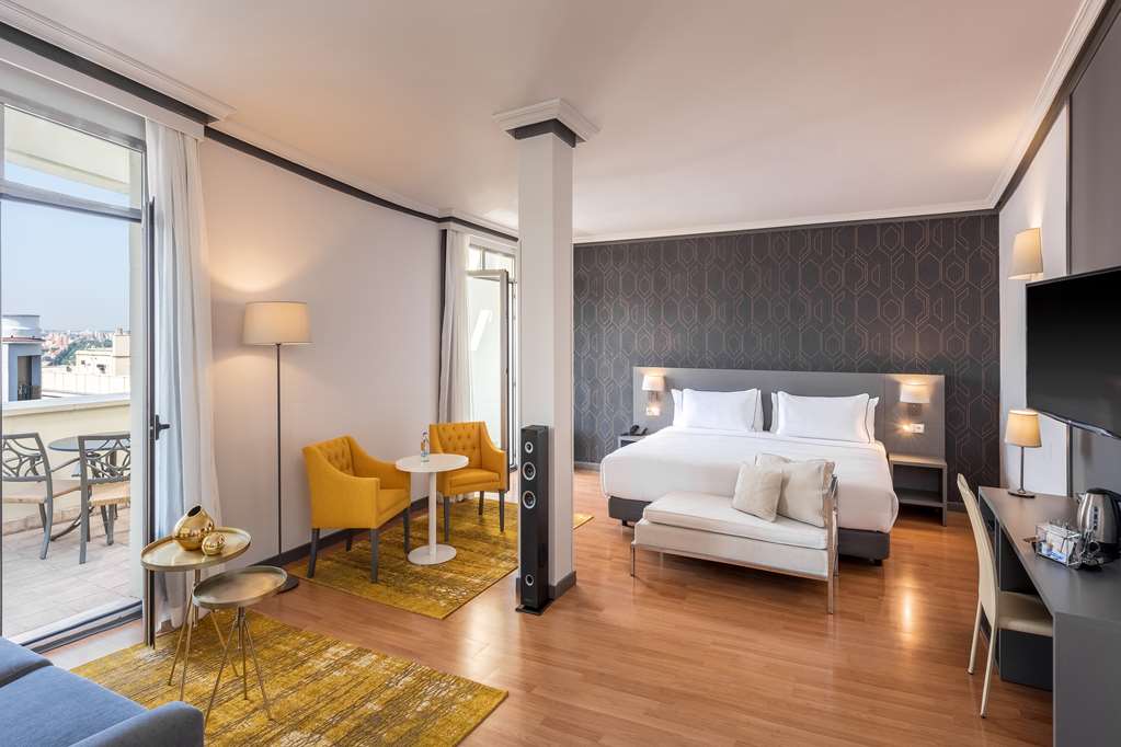 hotel madrid plaza espana affiliated by melia