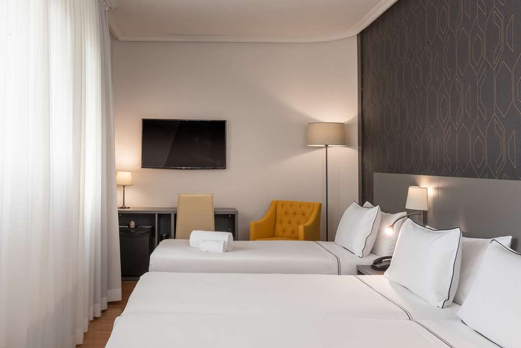 hotel madrid plaza espana affiliated by melia
