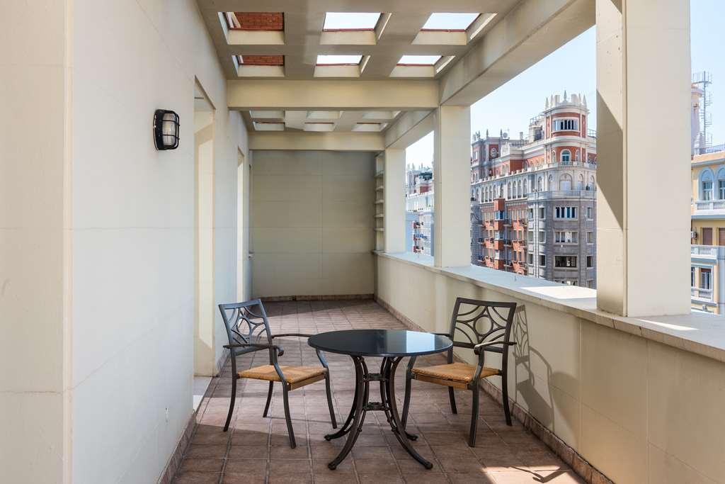 hotel madrid plaza espana affiliated by melia