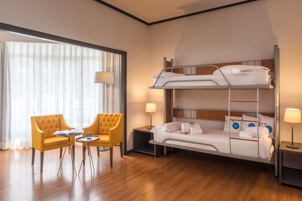 hotel madrid plaza espana affiliated by melia