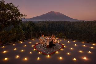tapa agung view