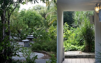 Freeport Resort & Club,Rum Cay Drive & Spy Walk,3 star