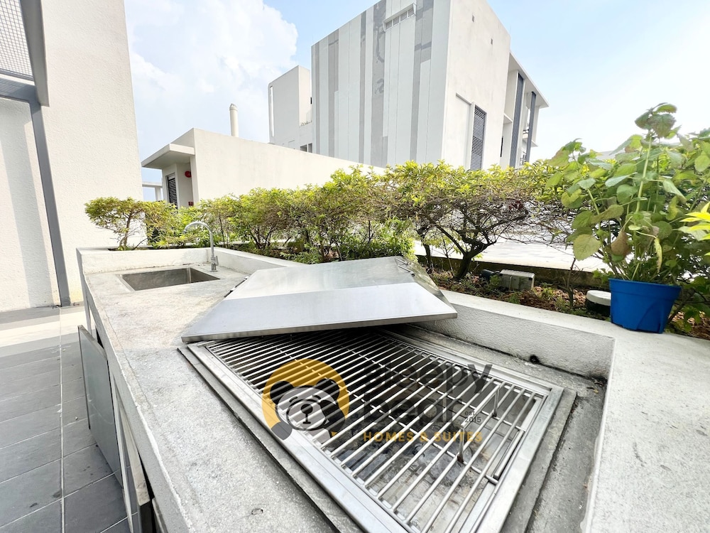 highpark suite kelana jaya by sleepy bear